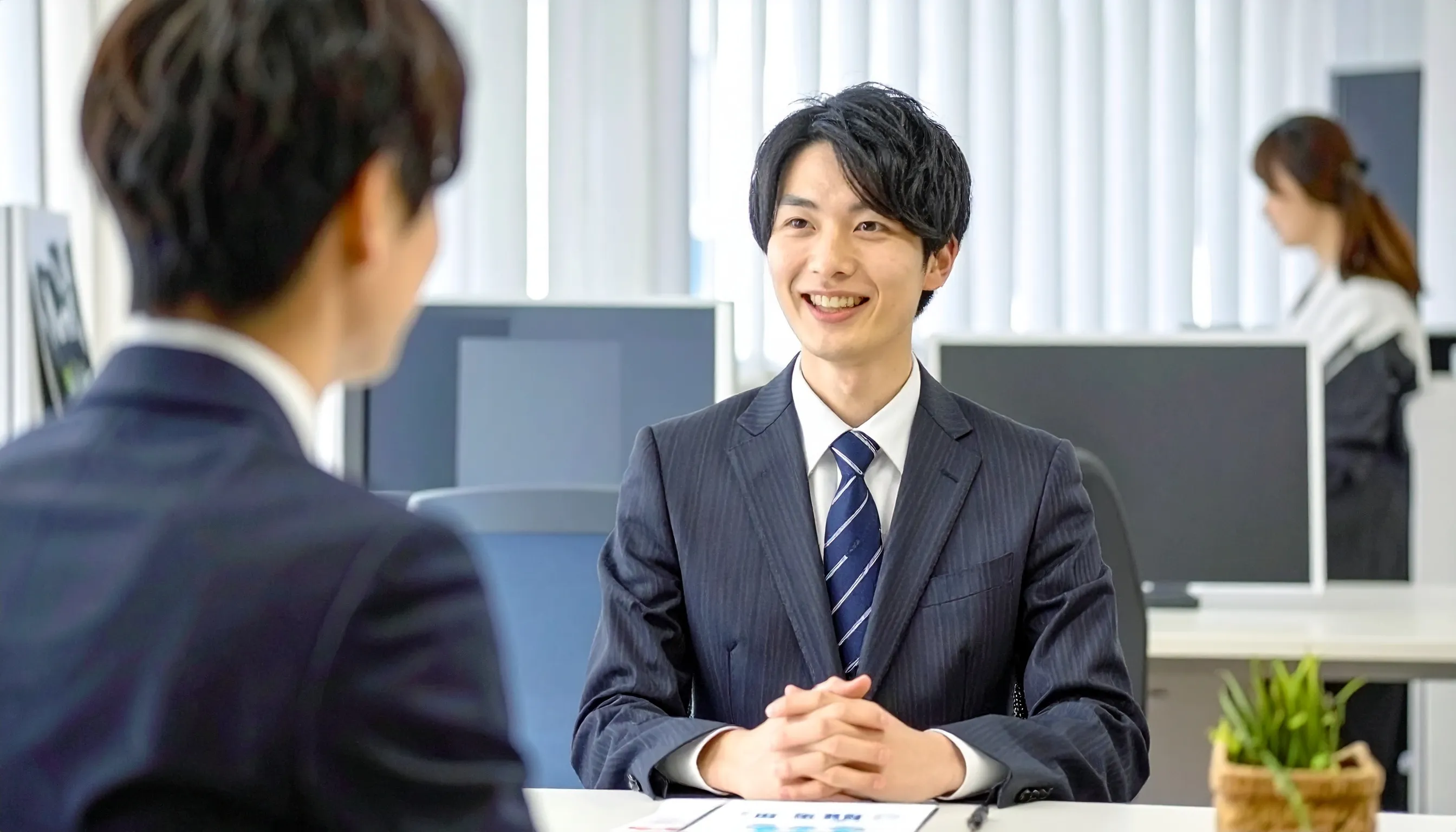 履歴書完成後に行うべき見直しとレビュー